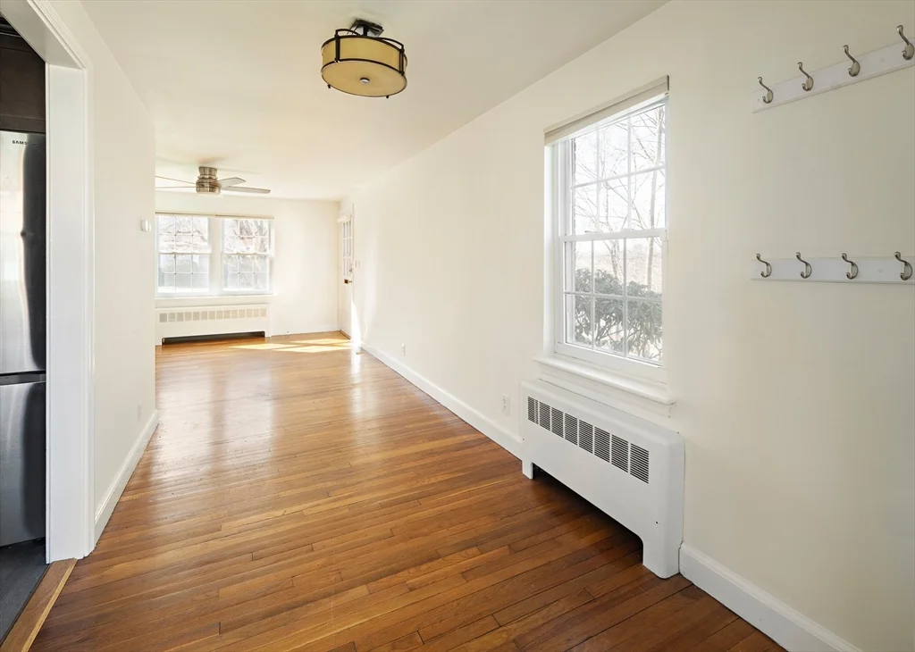 39 Charlesbank Rd, Newton Corner