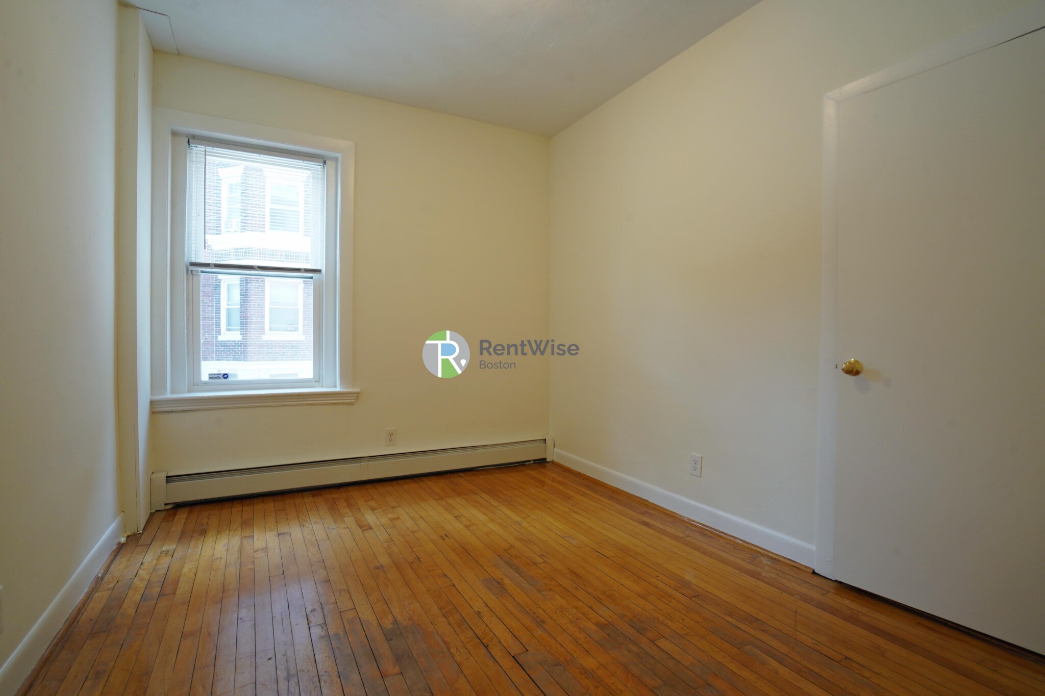 1322 Commonwealth Ave, Brighton