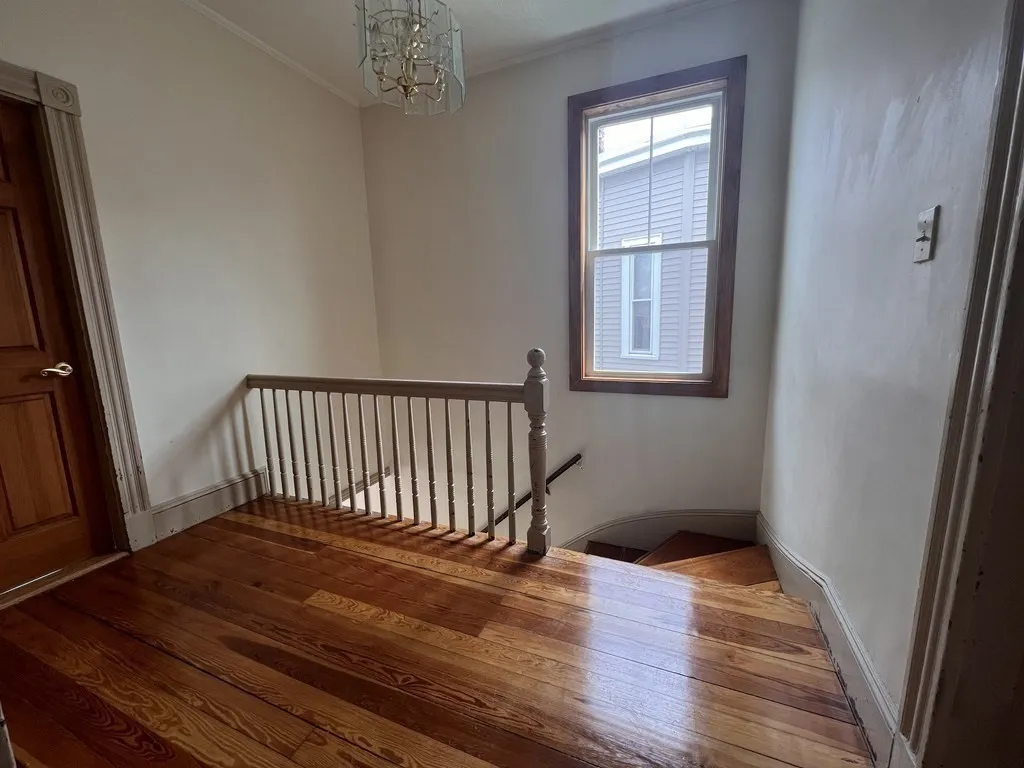 18 Houghton St, Ward Two