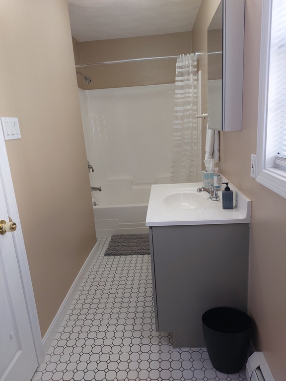 31 Tapley Ave, Revere