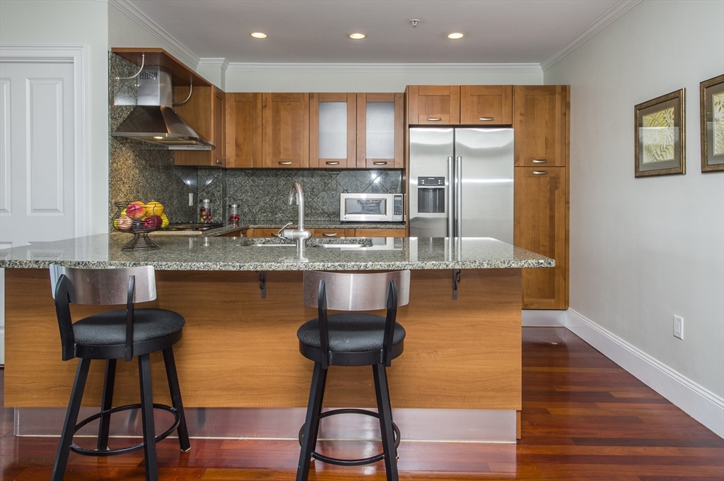 440 Commercial St, Waterfront