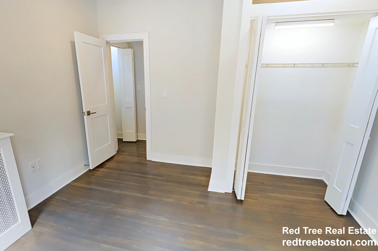 108 Jersey St, Fenway