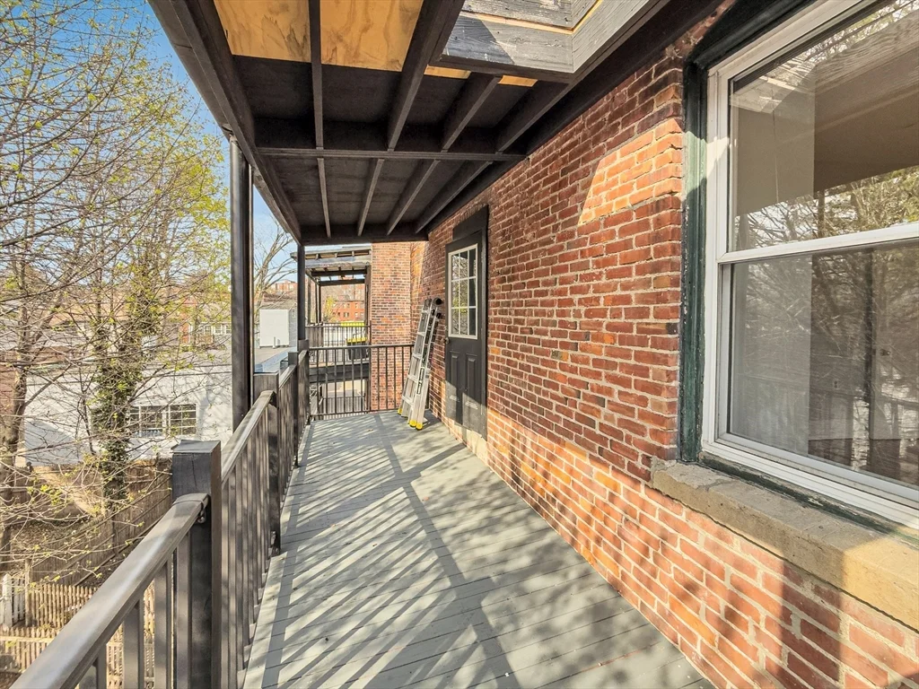 595 Centre St, Jamaica Plain