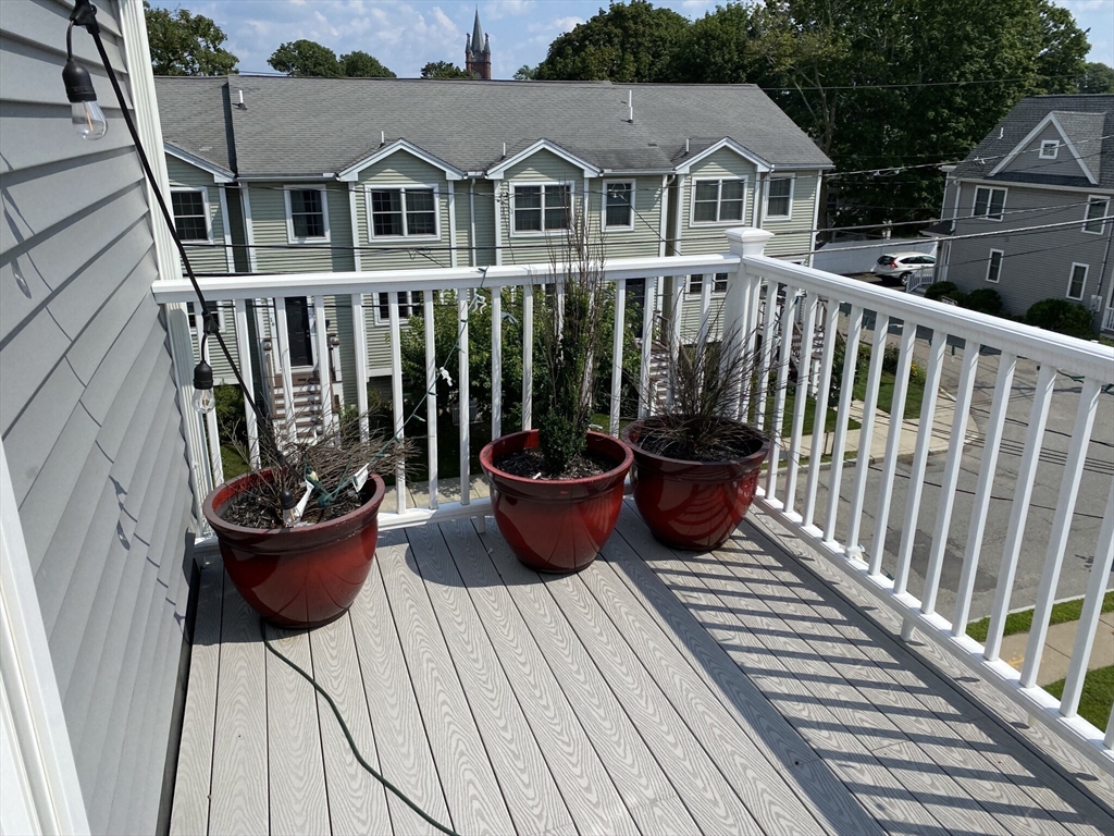 11 Myrtle St, Watertown