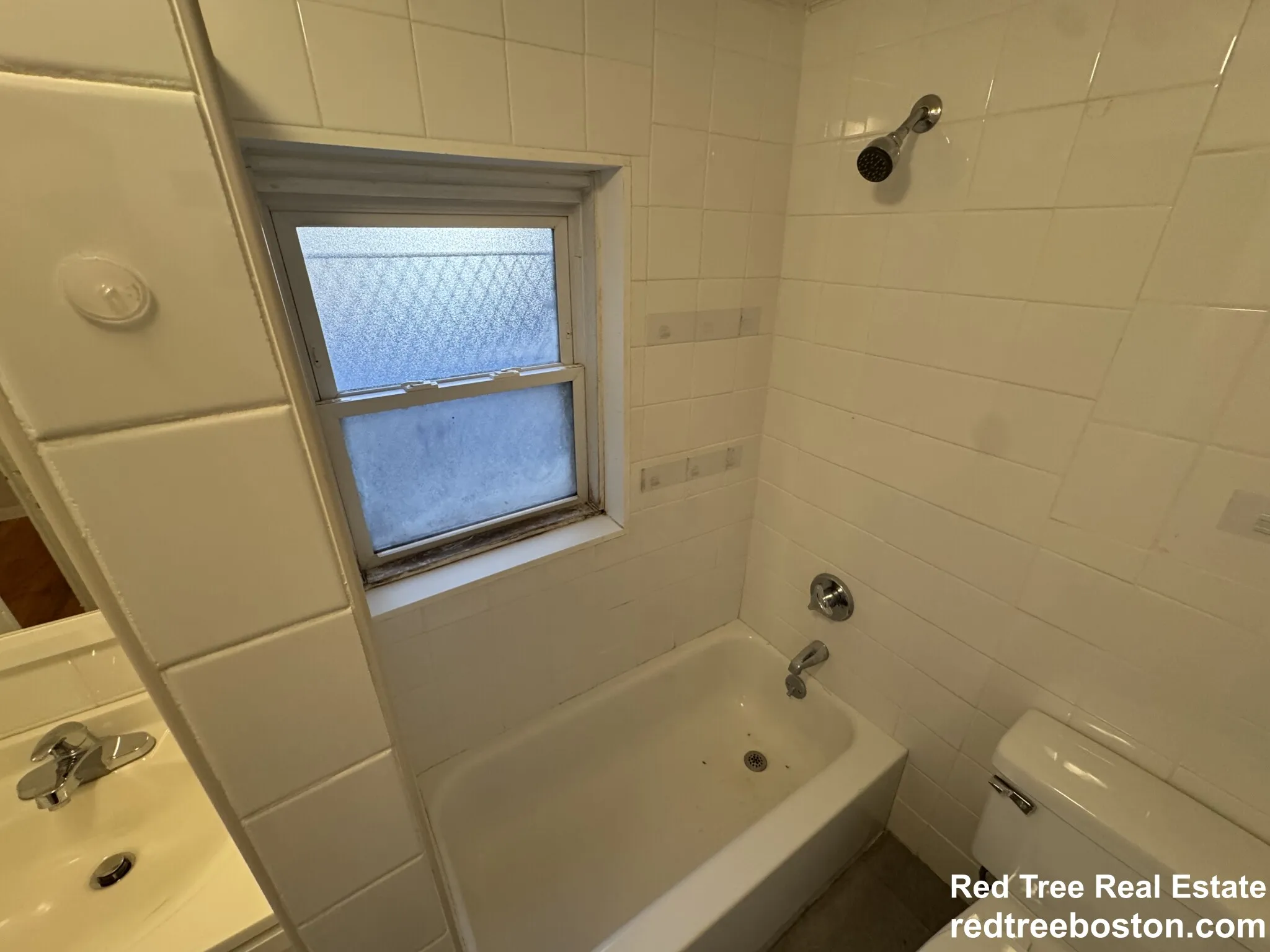 1725 Commonwealth Ave, Brighton