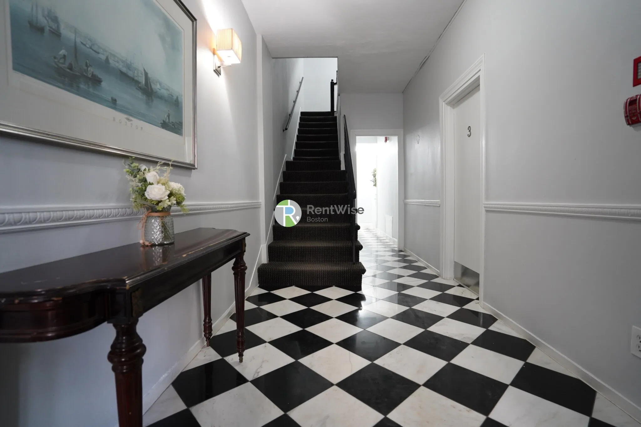 304 Berkeley St, Back Bay