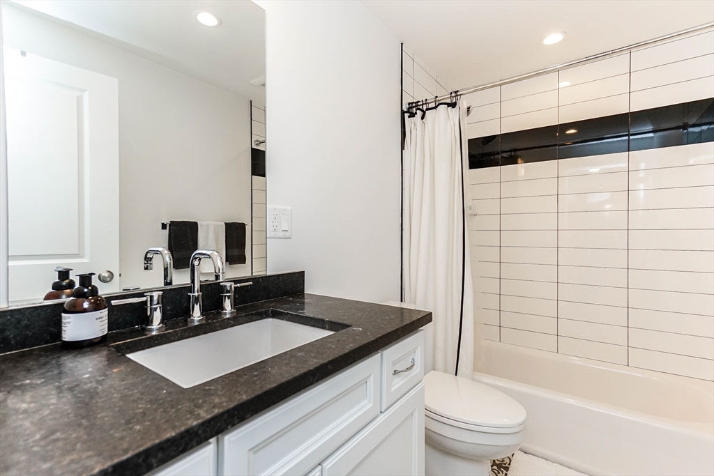 213 East Eagle St, East Boston