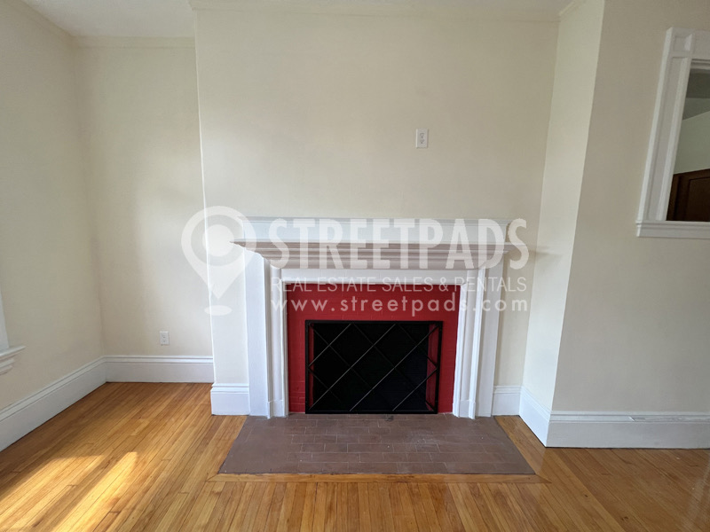 2 Ware St, Mid-Cambridge