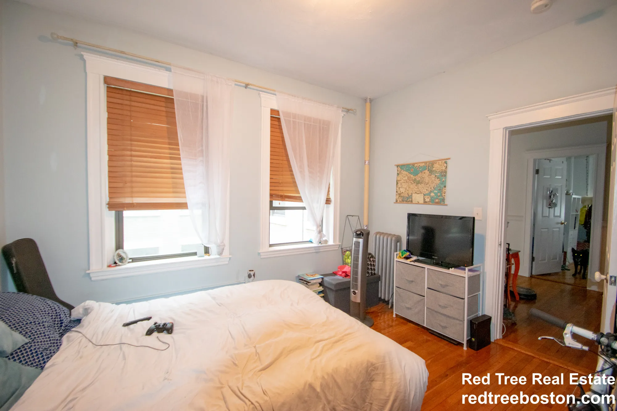1564 Commonwealth Ave, Brighton