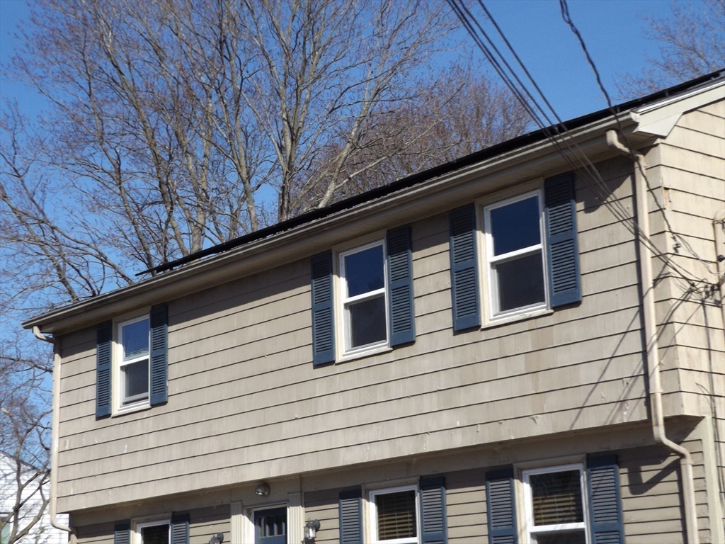 28 Greenwich St, Attleboro