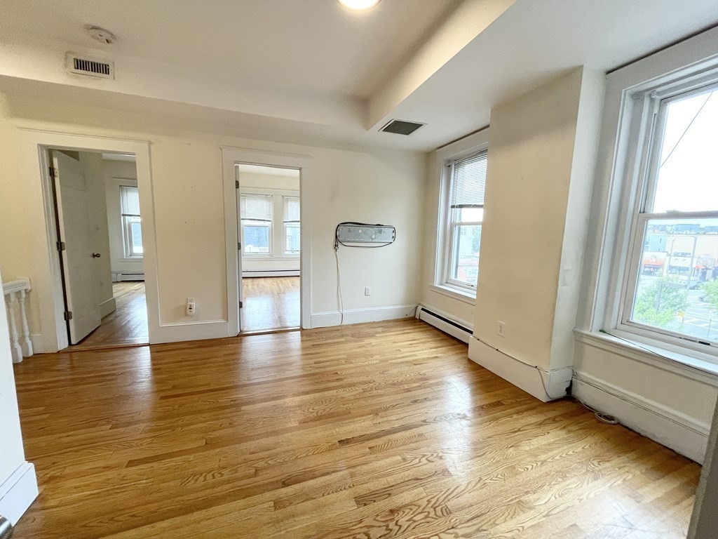 92 L St, South Boston