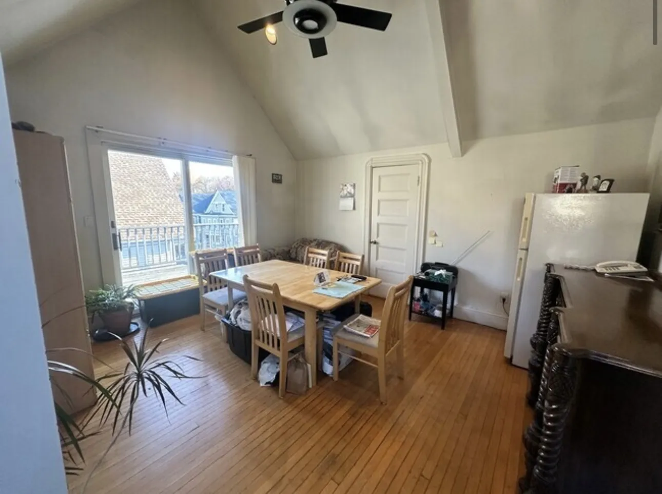 147 Willow Ave, Powder House Square