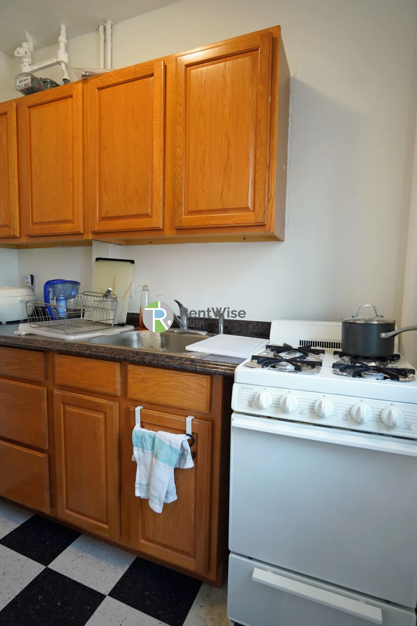 74 Brainerd Rd, Allston