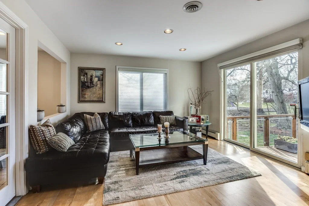 11 Beethoven Ave, Waban