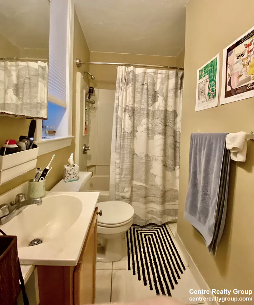 17 Highgate St, Allston