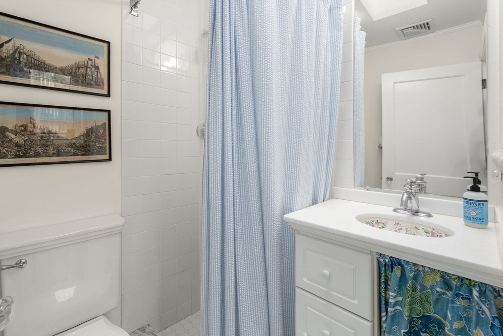 2 Mount Vernon Sq, Beacon Hill