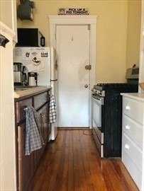 66 Queensberry, Boston