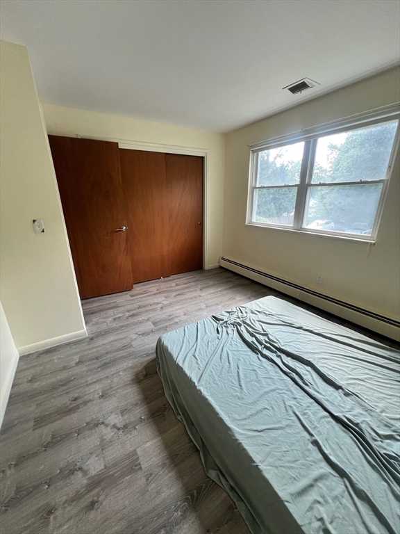 32 Pleasant Dr, Stoughton