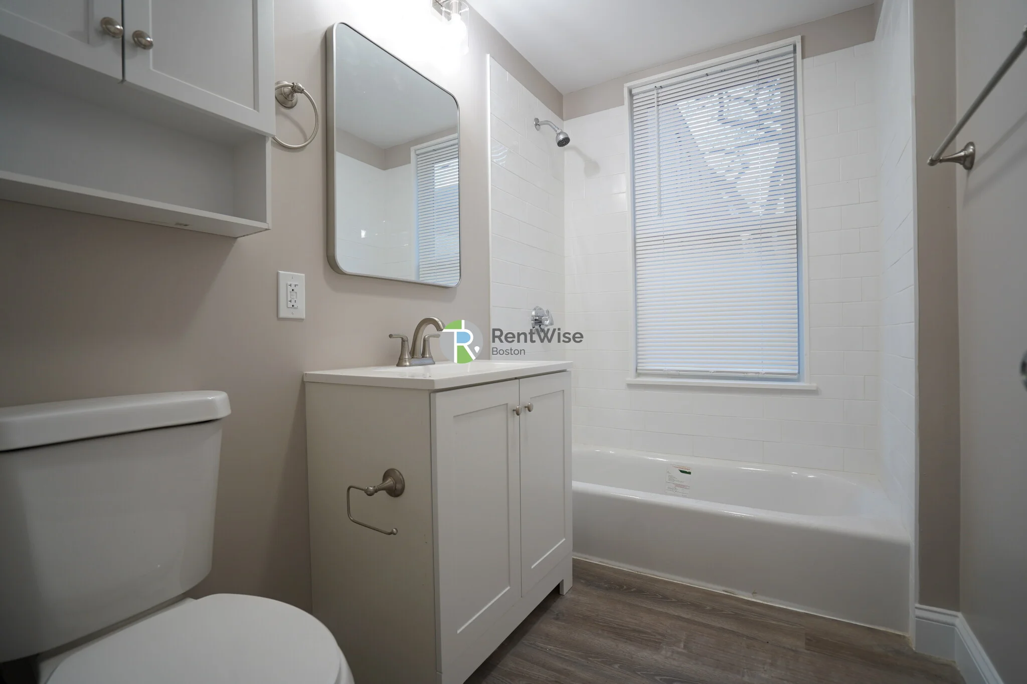 10 Lorraine Ter, Allston