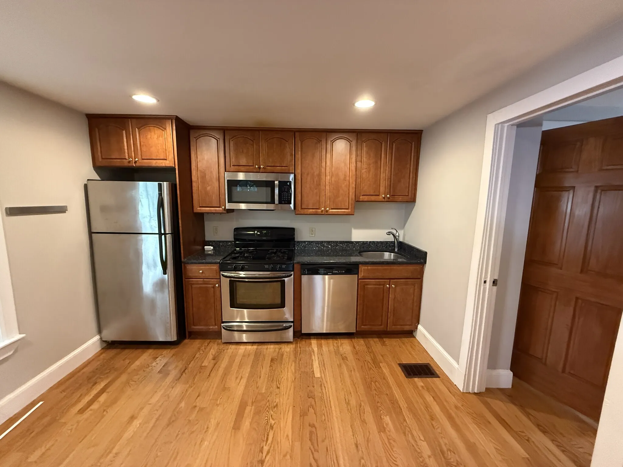 429 Franklin St, Riverside