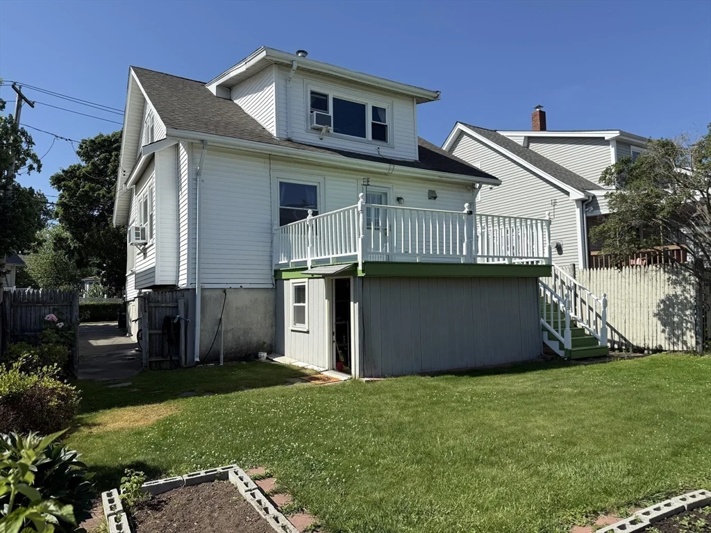 118 Colby Rd, Quincy