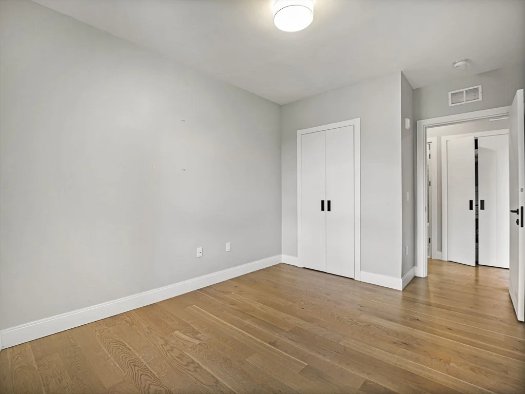 9 Central St, Spring Hill