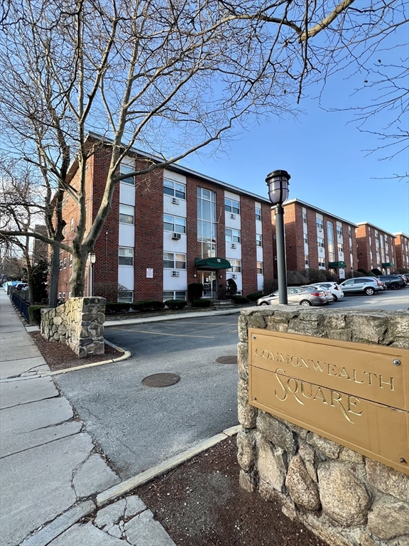 15 Commonwealth Ct, Brighton