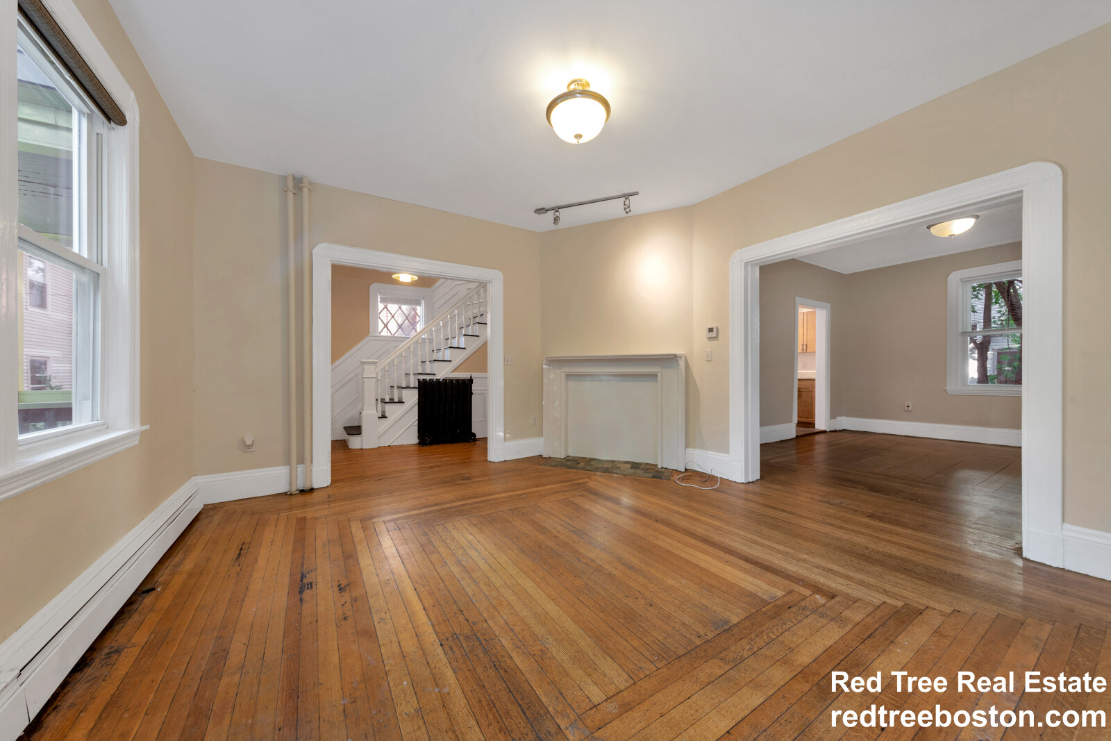 5 Murdock Ter, Brighton