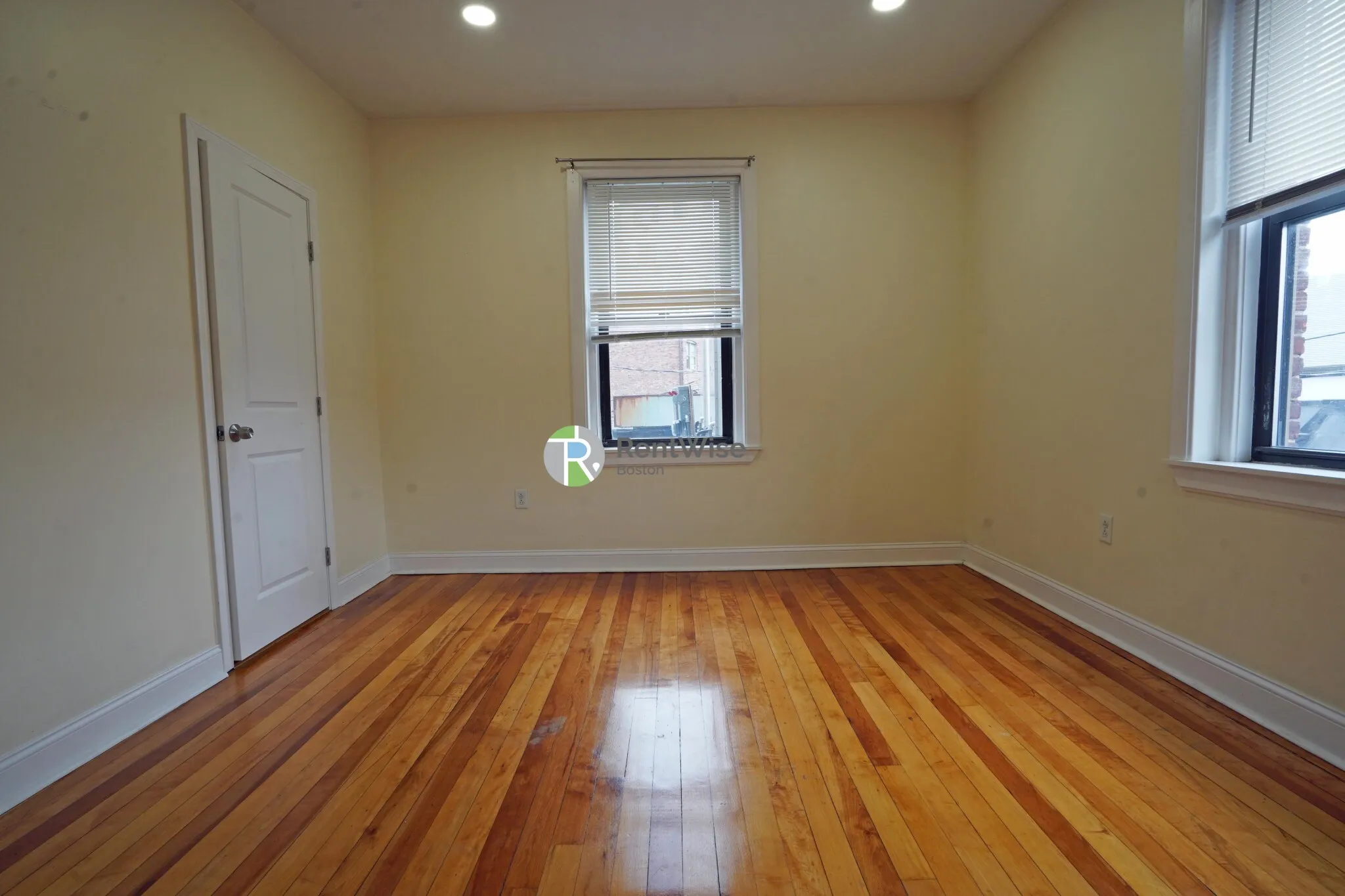 1218 Commonwealth Ave, Allston