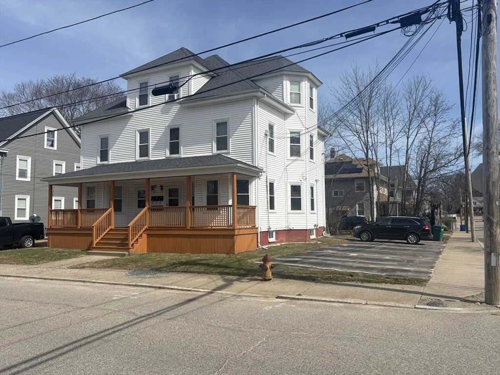 27 Fourth St, Attleboro