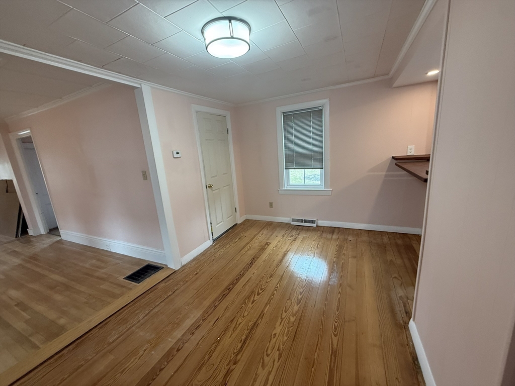 7 Fremont St, Downtown