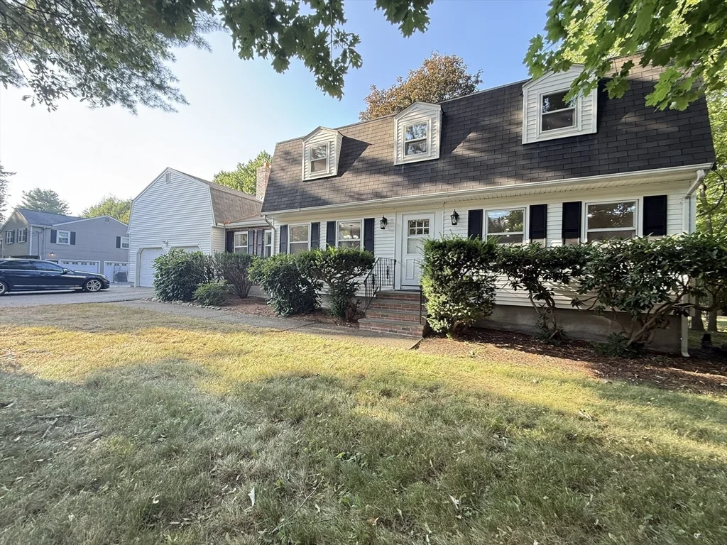 5 Middle St, Lexington