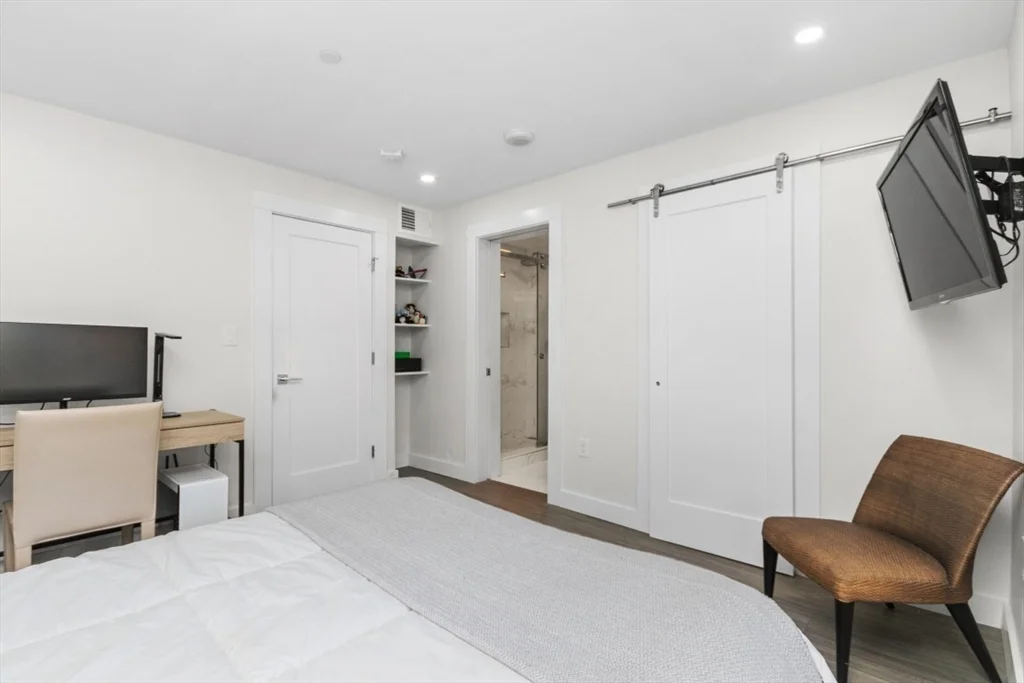 199 Coolidge Ave, East Watertown