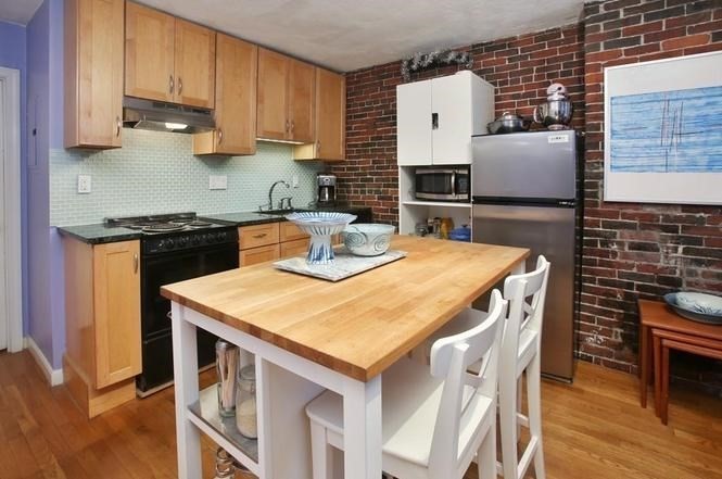 17 Grove St, Beacon Hill