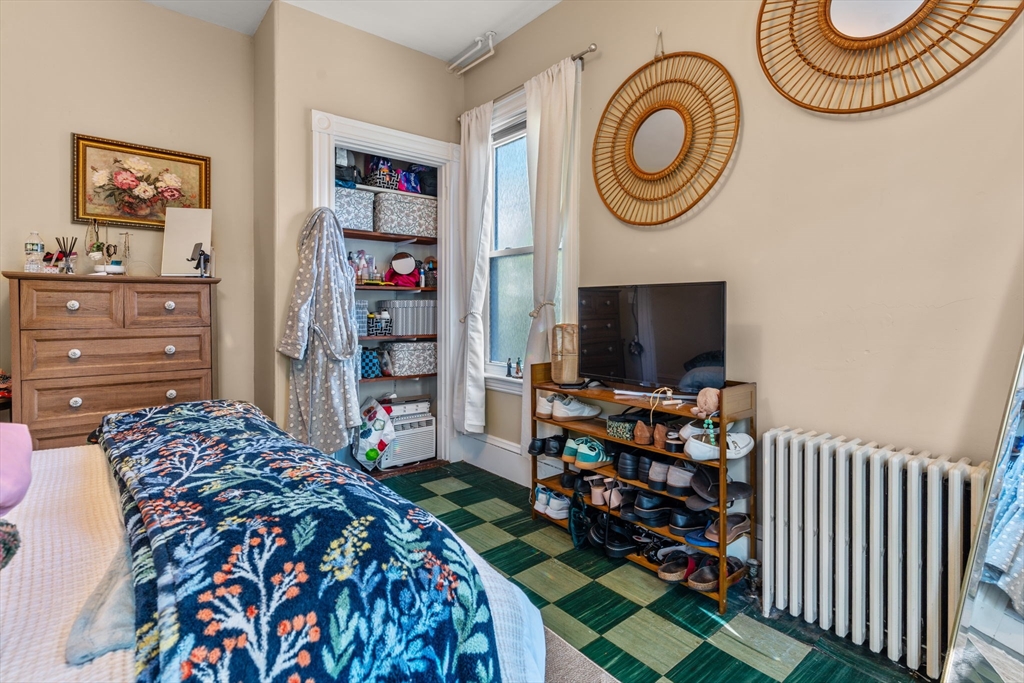 40 Perry St, Central Village