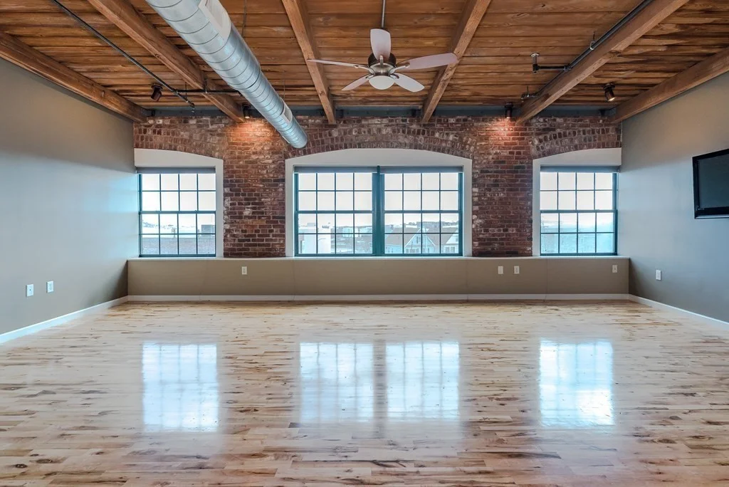 210 Broadway, Everett