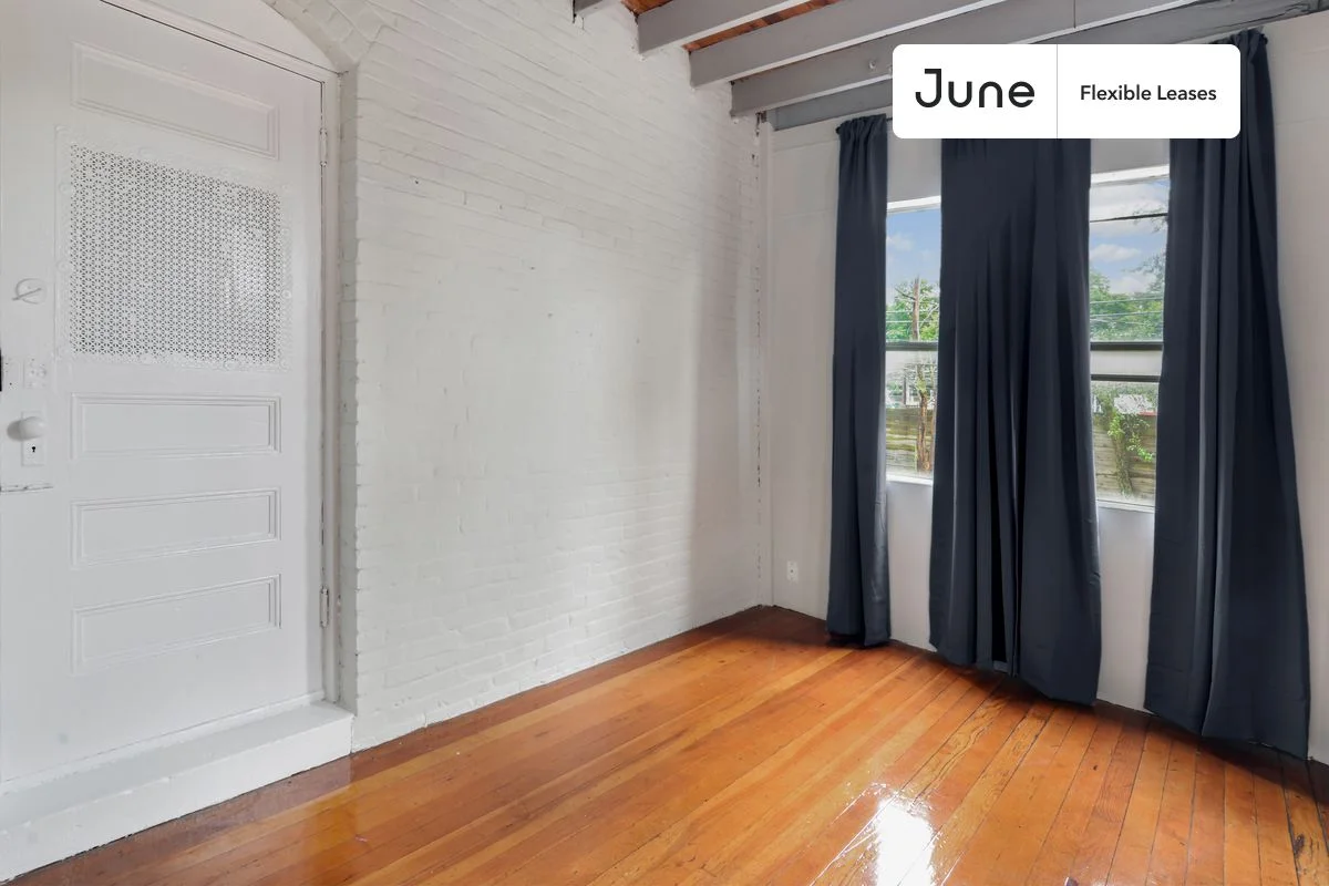 1905 Beacon St, Brookline