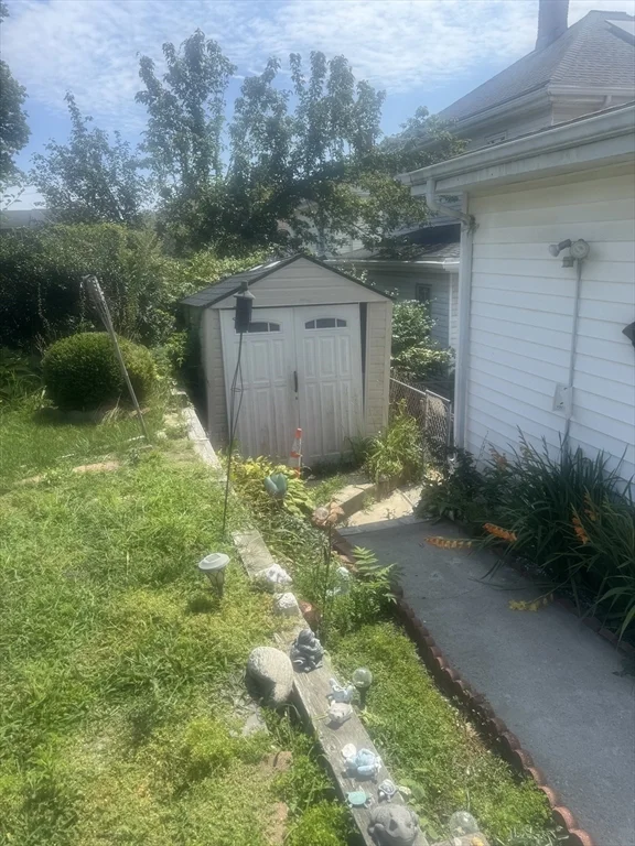 537 Park Ave, Revere