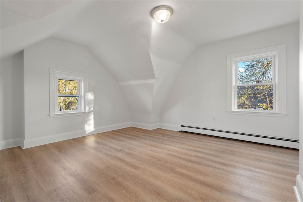 15 Bradbury St, Allston