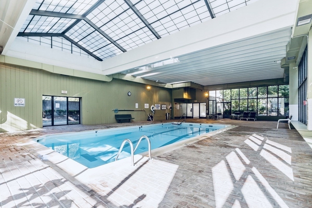 1731 Beacon St, Coolidge Corner