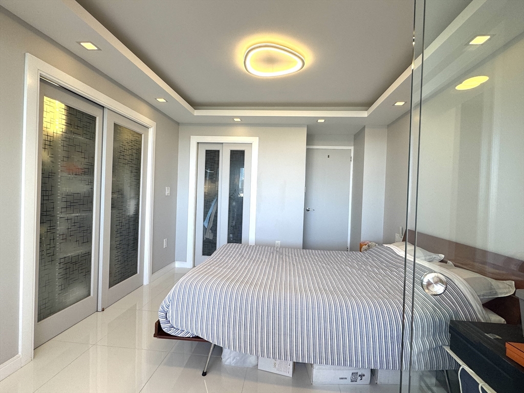 8 Whittier Pl, West End