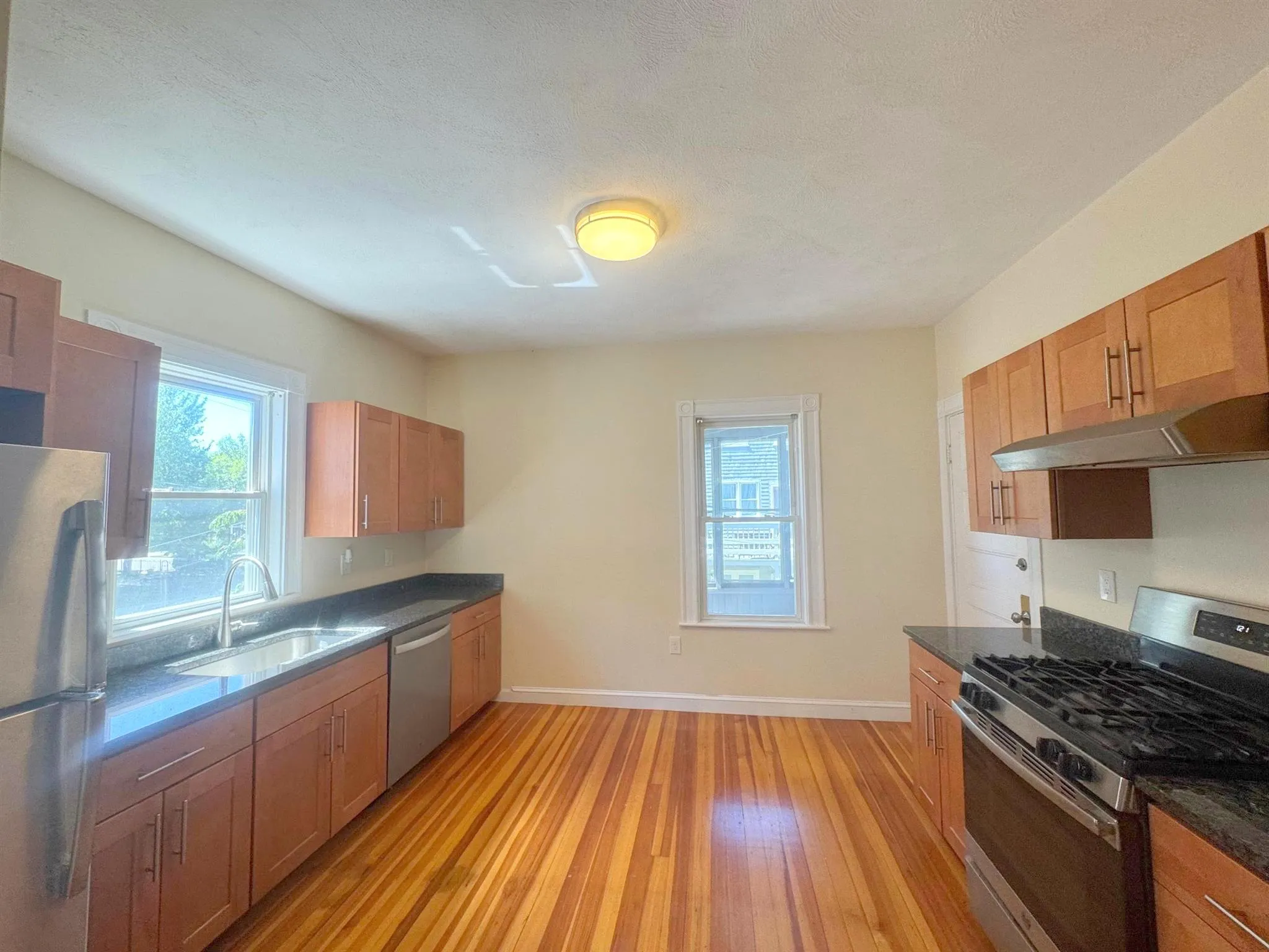 70 Josephine Ave, Powder House Square