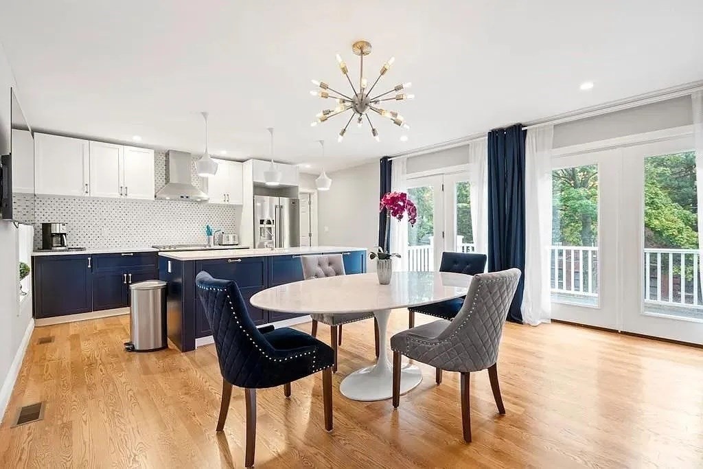 63 Perrin St, Roxbury