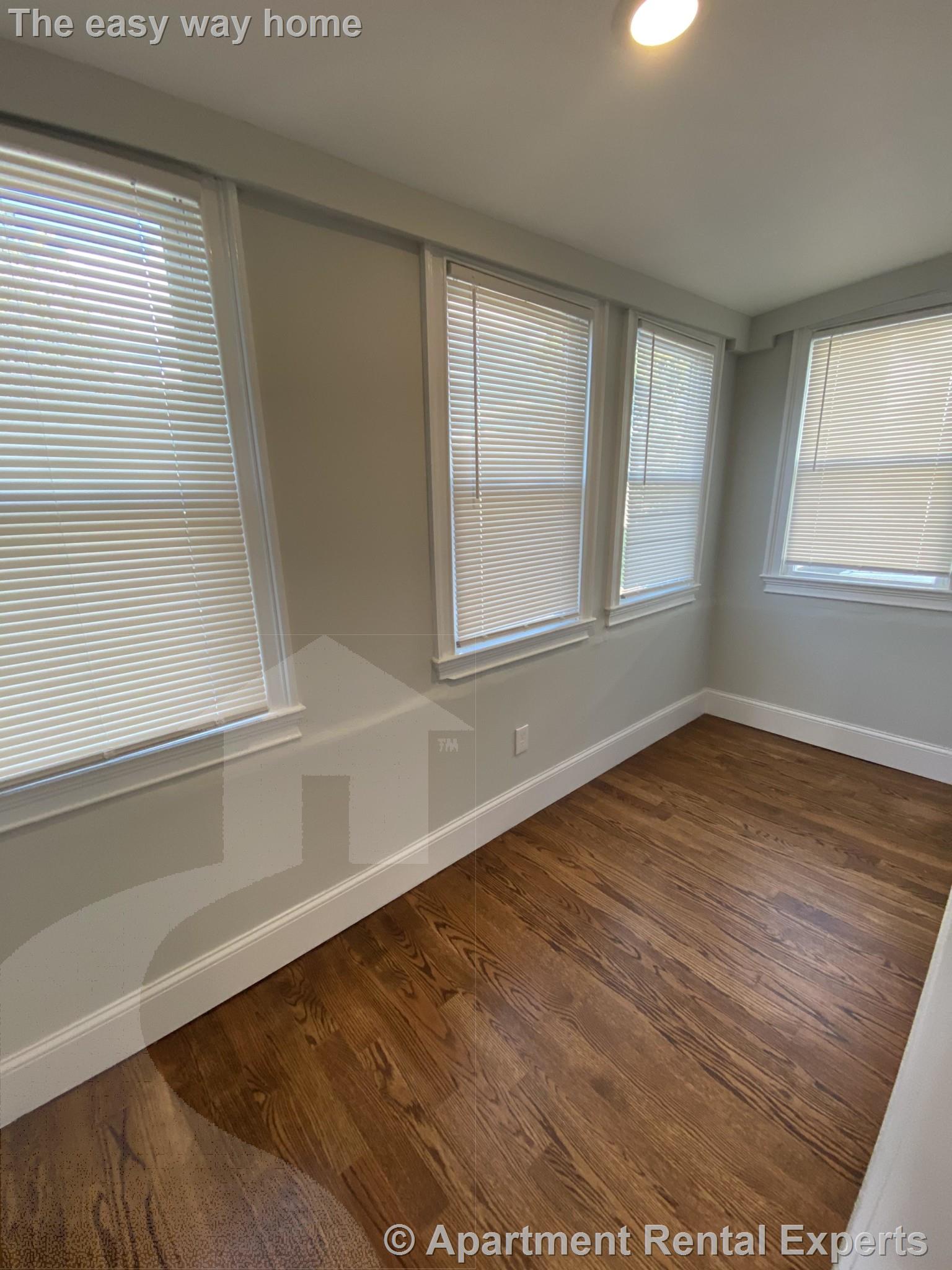 3-5 Hamilton Rd, Teele Square