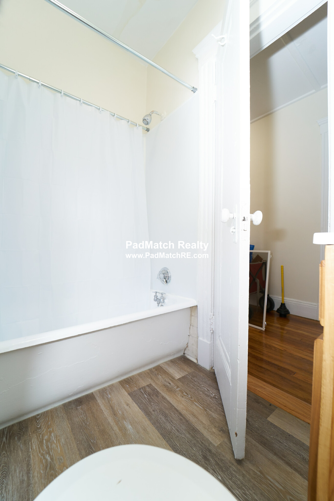 1185 Boylston St, Fenway