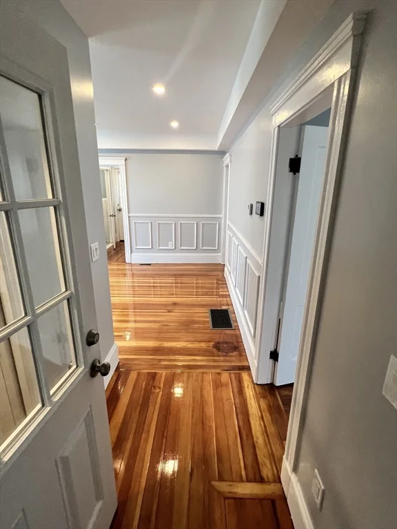 28 Albertina, Quincy