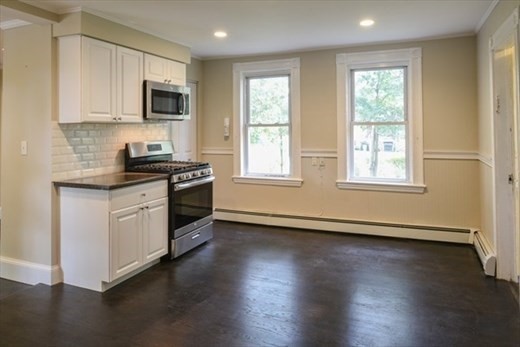 10 Pratt, Salem