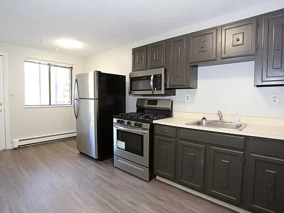 1 bed, 1 bath apartment for rent at 21 Eutaw St Unit 2, East Boston — photo 9 of 17