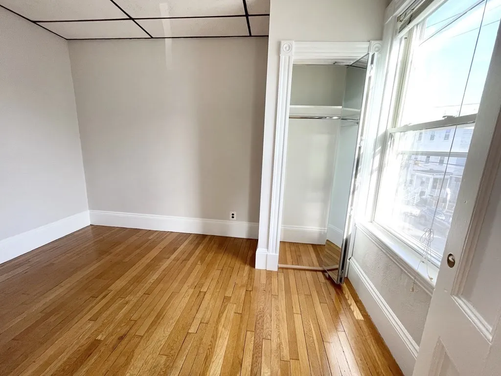 26-28 Harbor View, Dorchester