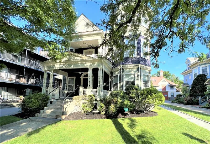 20 Highland Ave, Mid-Cambridge